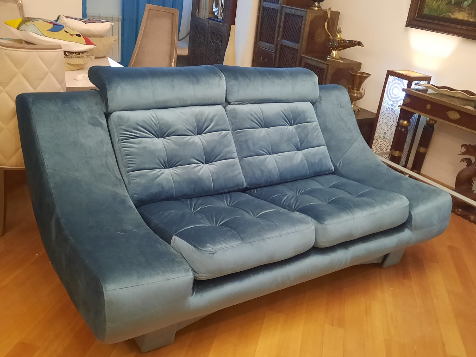 Обивка дивана на дому. Чеховская