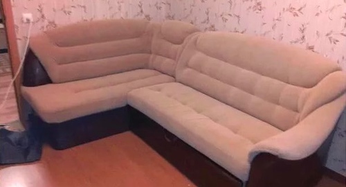 Перетяжка углового дивана. Чеховская