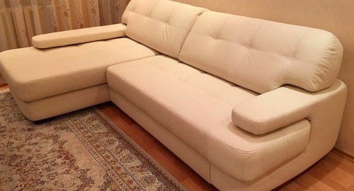 Обивка углового дивана.  Чеховская